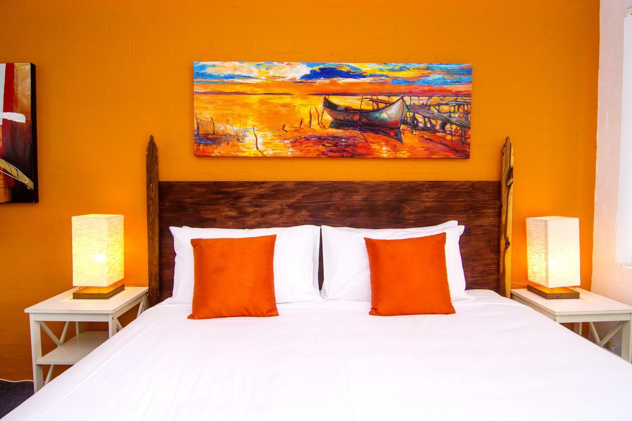 Crescent Motel Тарі Екстер'єр фото